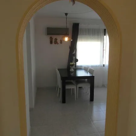 Con Jardin Apartment